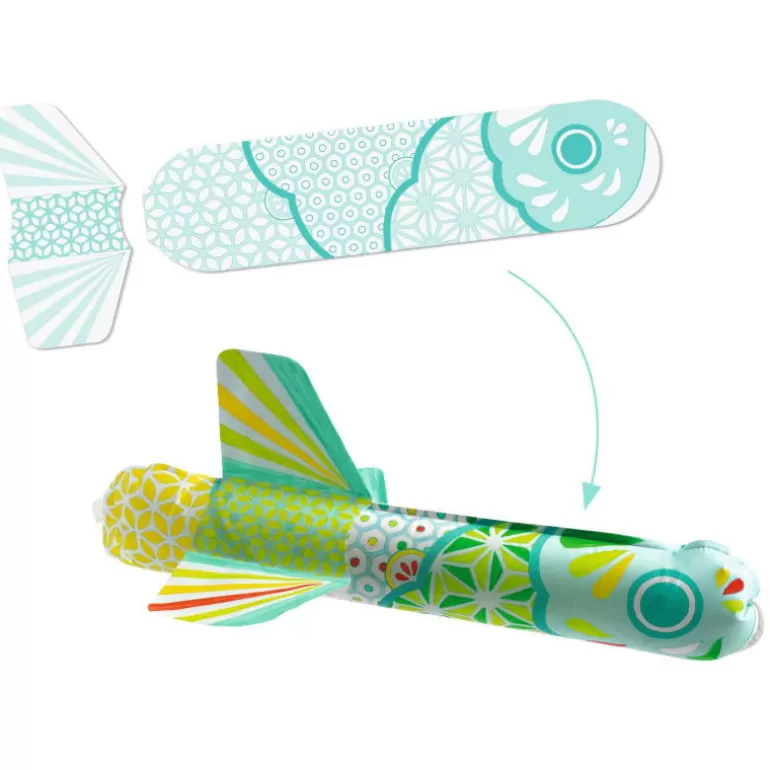 Djeco Bricolage Enfant<3 Poissons Volants A Colorier "Koinobori" 7943