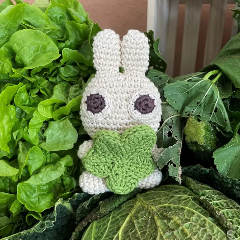 MyuM Jouets D'éveil En Tissu<Pinpin Le Lapin Hochet Pour Bebe En Crochet En Coton Bio The Veggy Toys